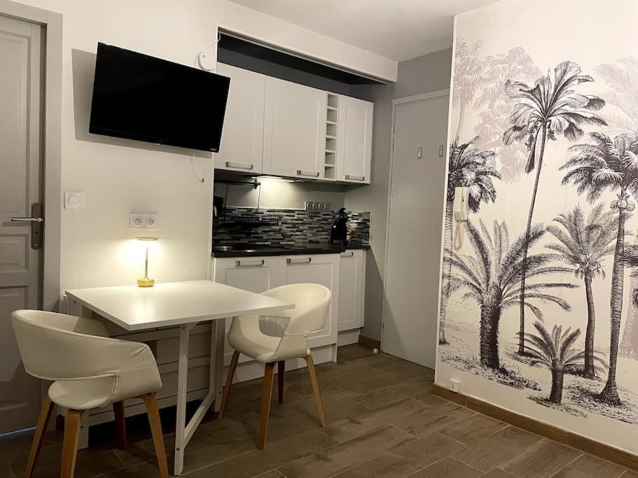 Eden Urbain Au Centre Ville 샬롱쉬르송 외부 사진